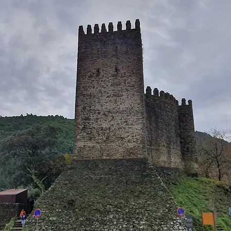 Adore Portugal - 2 Com Piscina Partilhada 3*